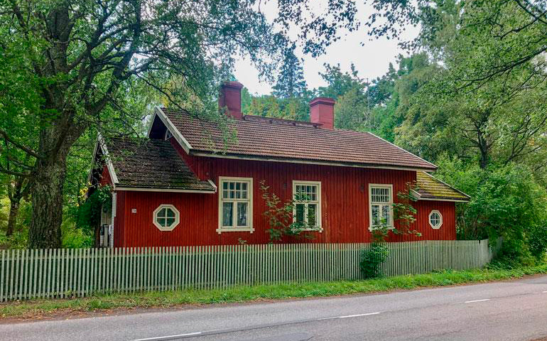 Дом Аки Каурисмяки в Карккиле. Фото seiska.fi, 2019 г.